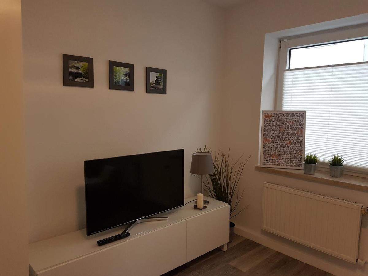 Kleine, Ruhige Wohnung In Gelsenkirchen Bagian luar foto